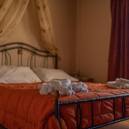 Evilion Traditional Inn Plakoton Экстерьер фото