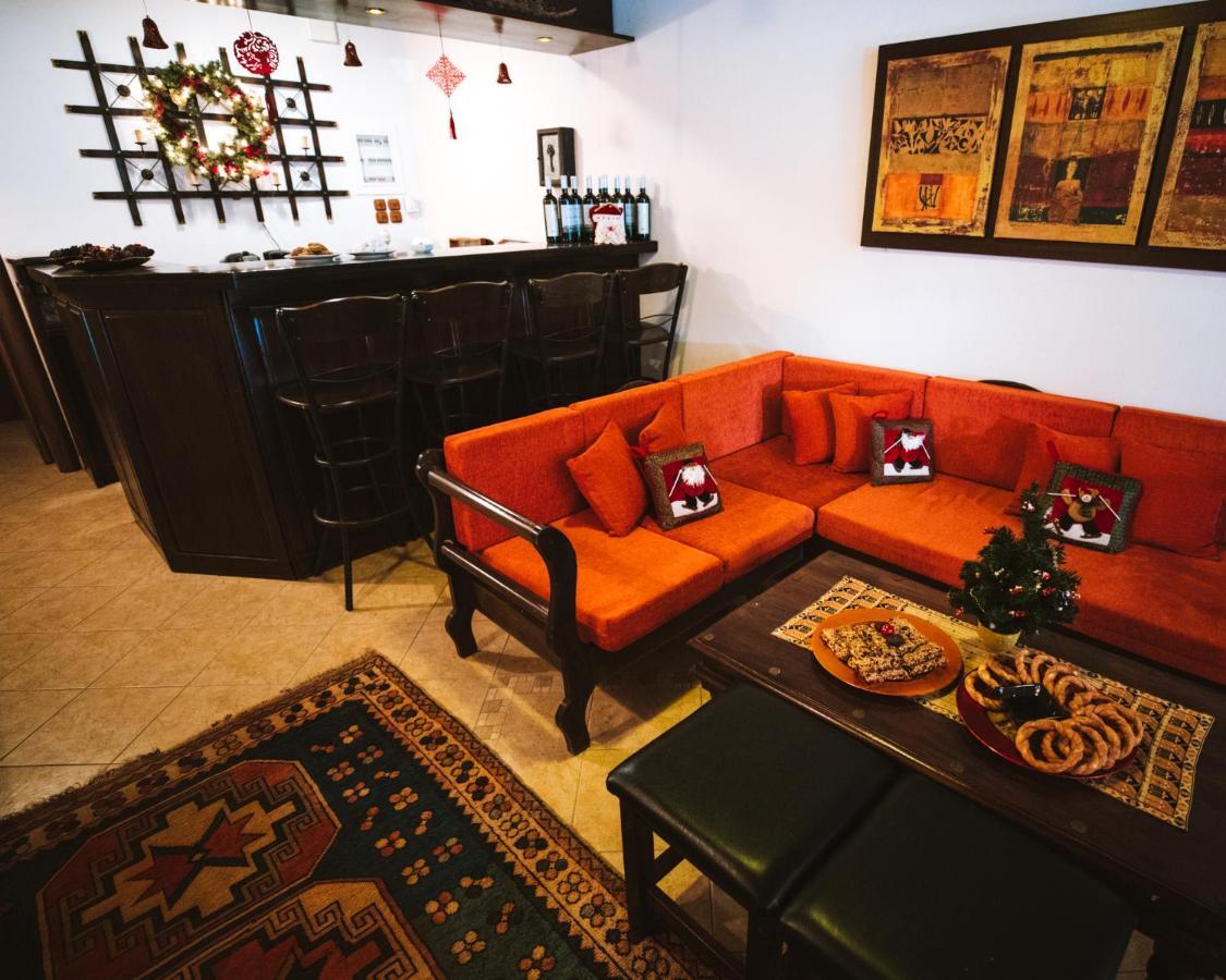 Evilion Traditional Inn Plakoton Экстерьер фото