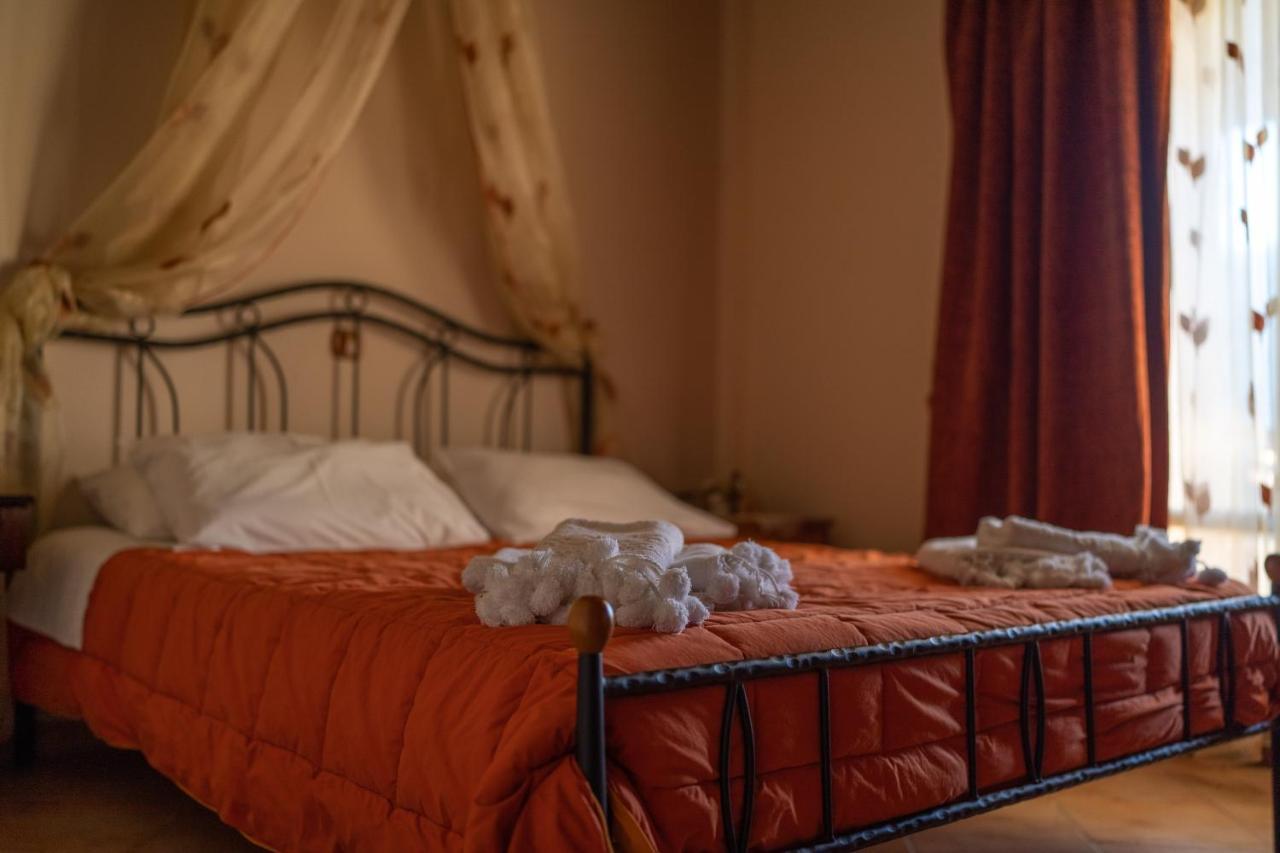 Evilion Traditional Inn Plakoton Экстерьер фото